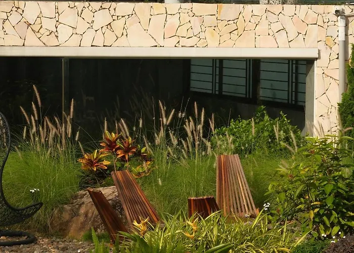 The Muse Villa-10mins Walk